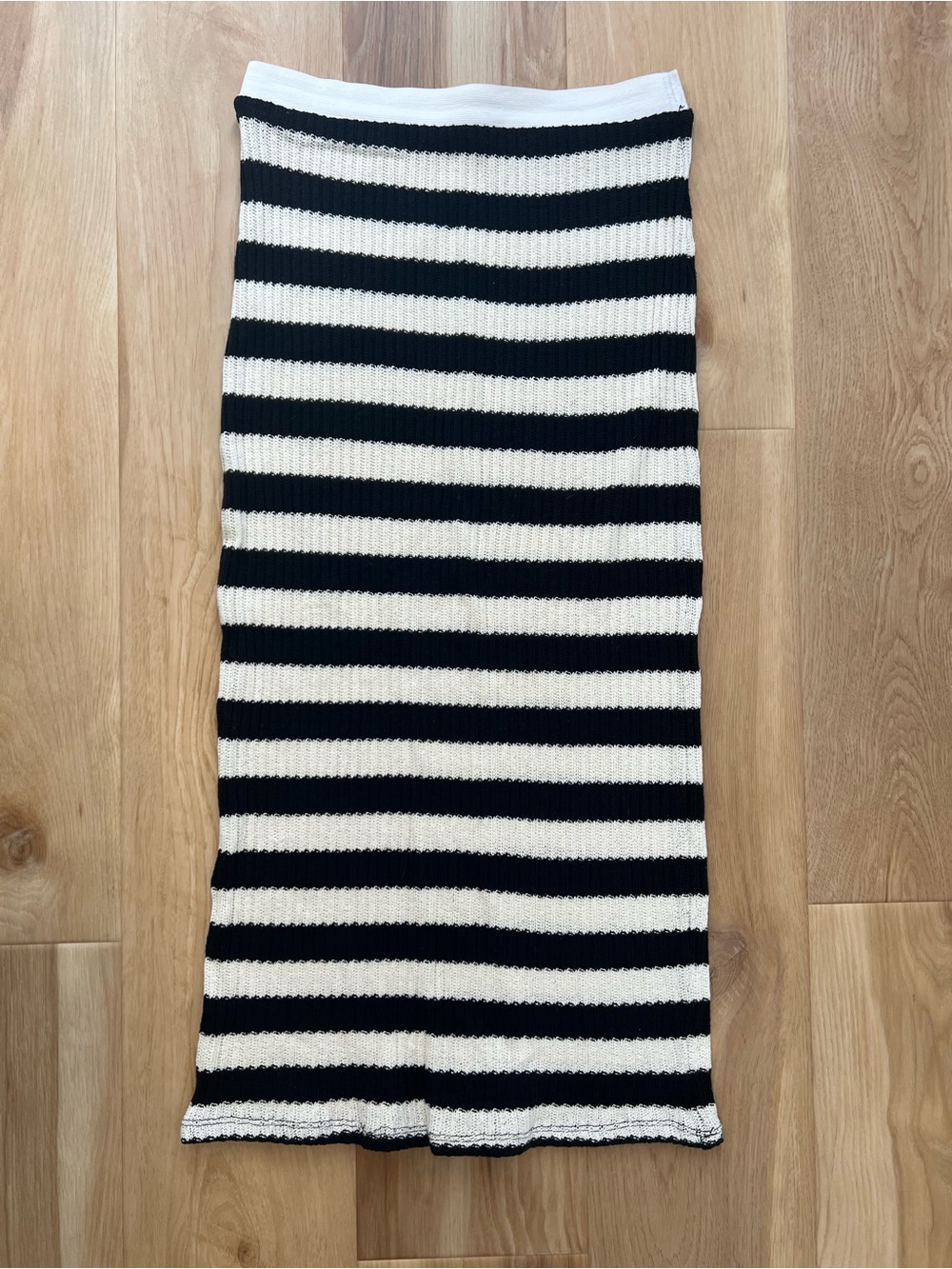 Zara Black and White Striped Midi Skirt - Ribbed Knit Small